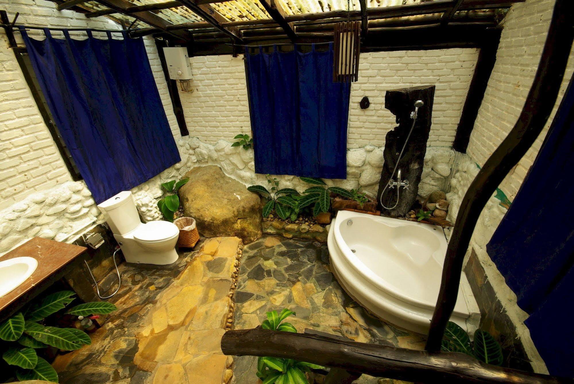 ธารทอง ลอดจ์ Tharnthong Lodge Mae On エクステリア 写真